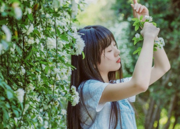 香取慎吾为佐藤友祈颁发金牌阿信妈妈遭车祸