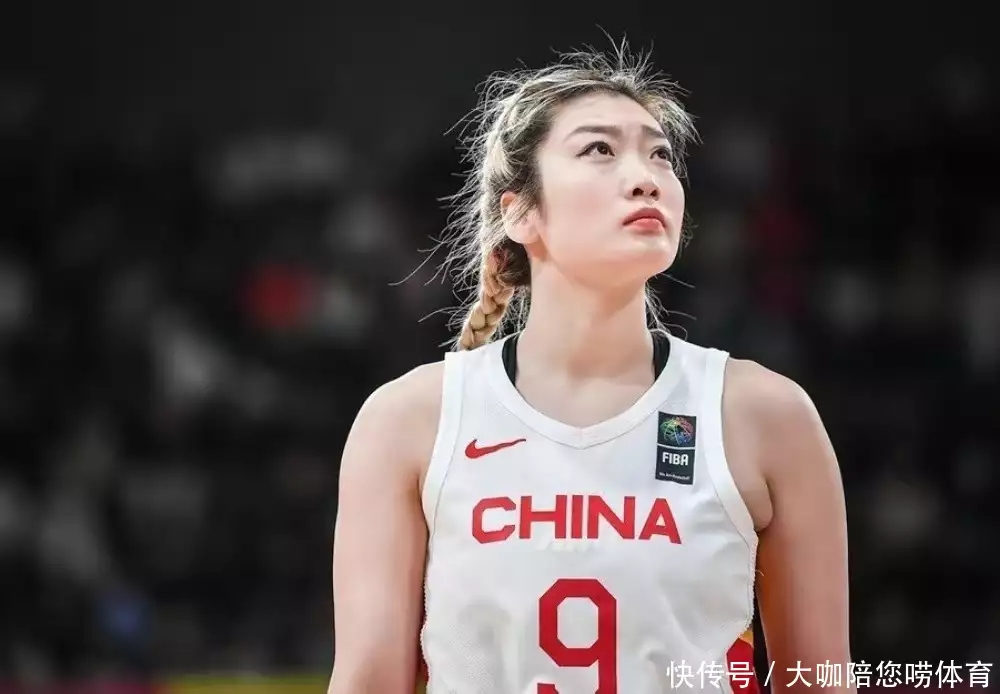 李小璐的《甜心之旅》超级温馨，身材酷似初恋，高调表白很开心